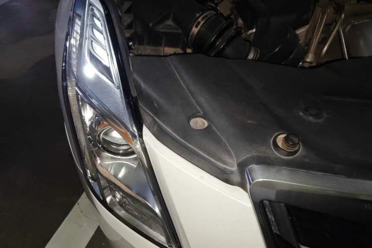 Used Cadillac XTS 2017 28T Tech Edition Engine Bay Right