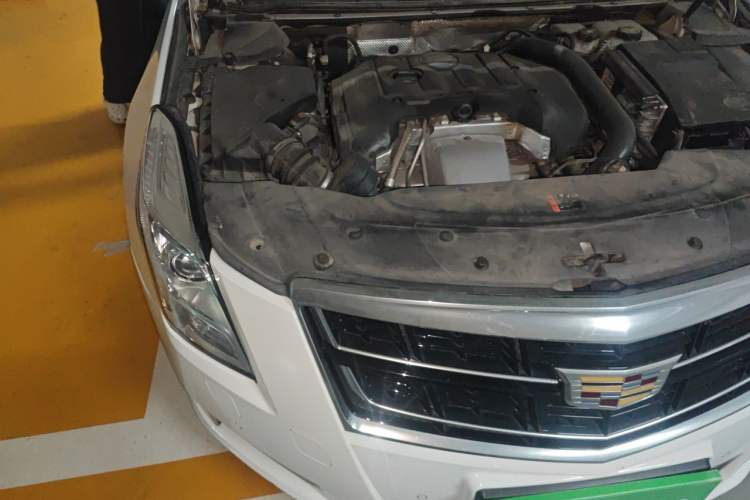Used Cadillac XTS 2017 28T Elite Model Engine Bay Right