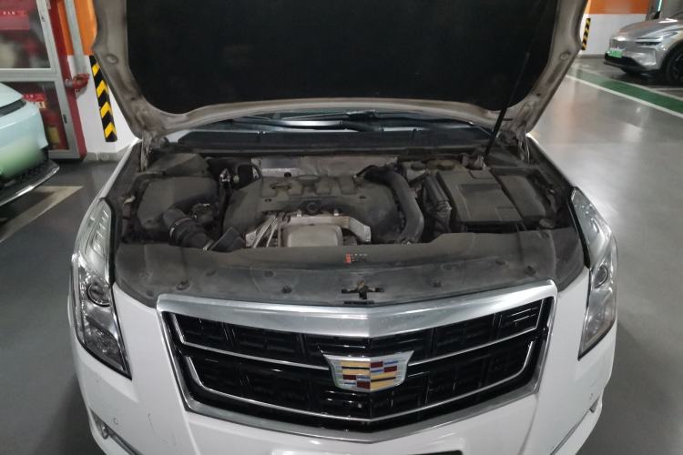 Used Cadillac XTS 2017 28T Elite Model Engine Bay