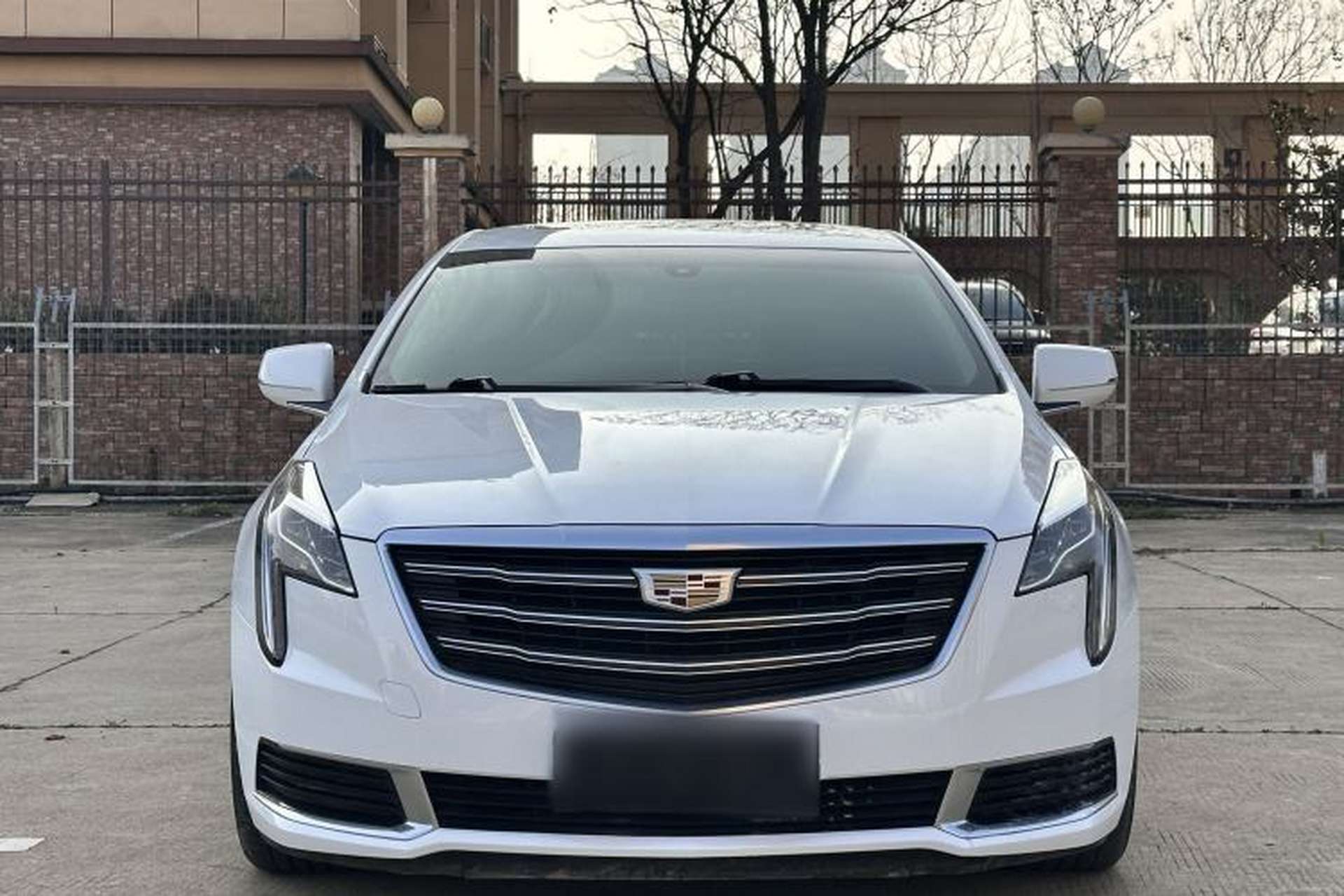 Used Cadillac XTS 2017 28T Tech Edition Exterior 1