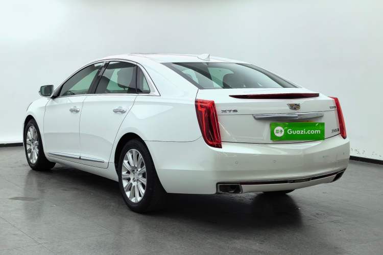 Used Cadillac XTS 2017 28T Tech Edition Exterior 3