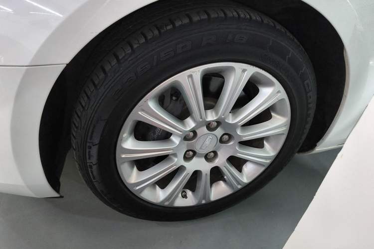 Used Cadillac XTS 2017 28T Tech Edition Exterior 4