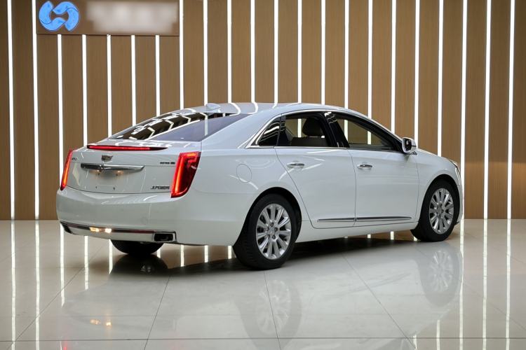 Used Cadillac XTS 2017 28T Elite Model Exterior 4