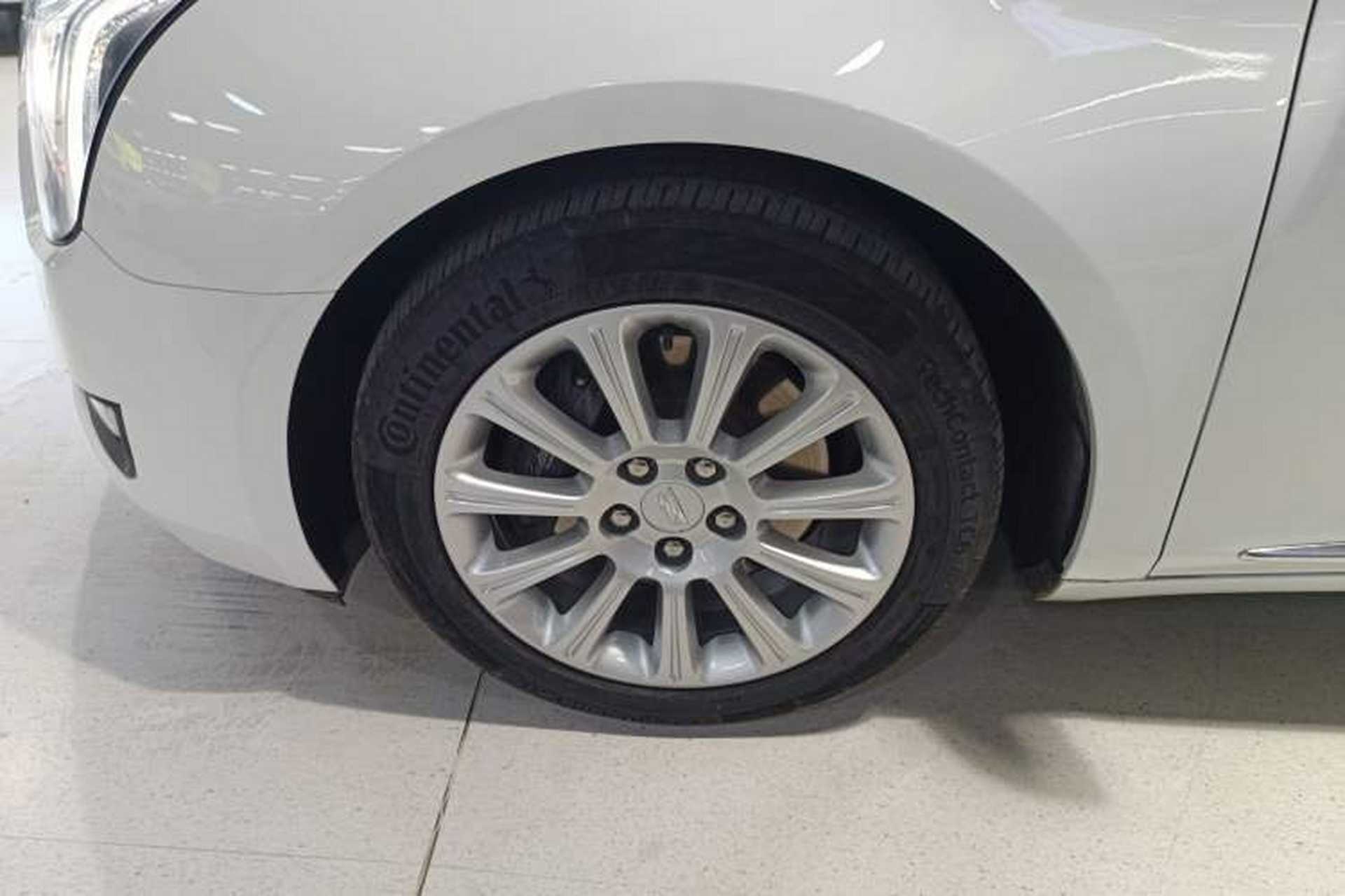Used Cadillac XTS 2017 28T Tech Edition Exterior 4
