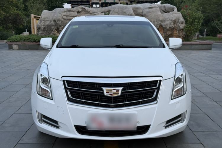Used Cadillac XTS 2017 28T Tech Edition Exterior 5
