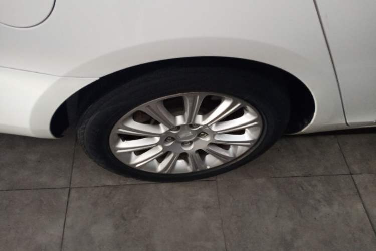 Used Cadillac XTS 2017 28T Tech Edition Exterior 5