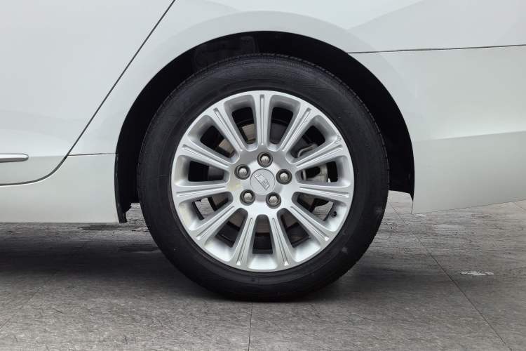 Used Cadillac XTS 2017 28T Tech Edition Exterior 8