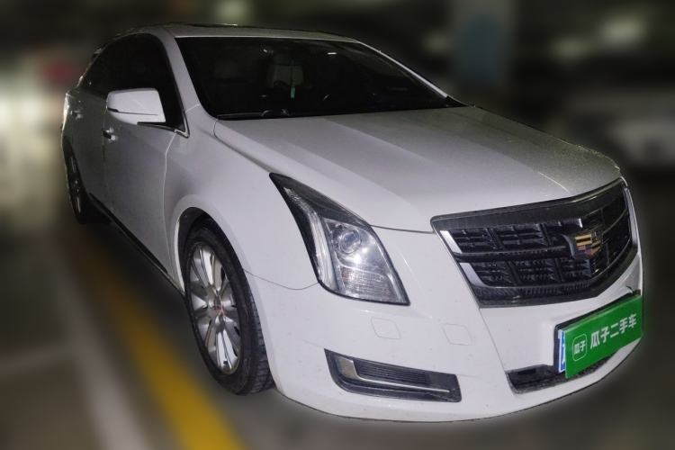 Used Cadillac XTS 2017 28T Tech Edition Front Right 45 Deg