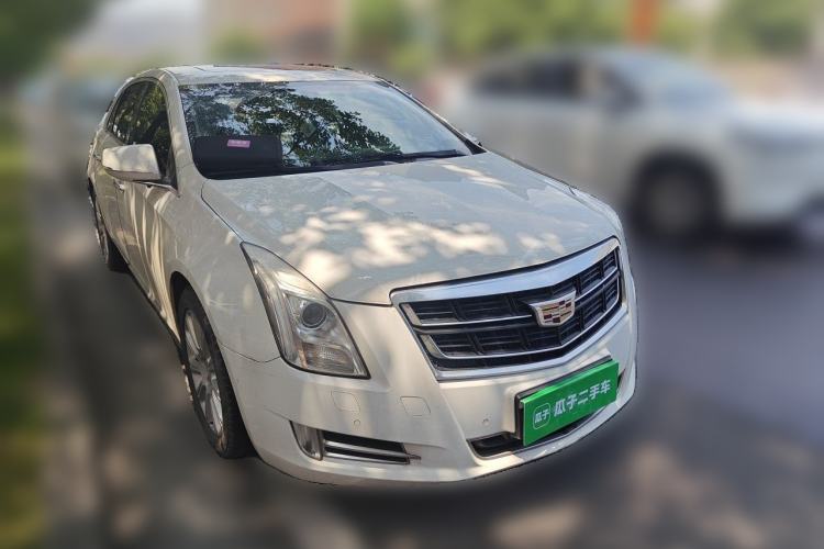 Used Cadillac XTS 2017 28T Elite Model Front Right 45 Deg