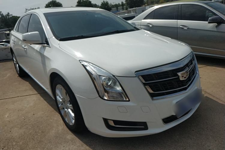 Used Cadillac XTS 2017 28T Tech Edition Front Right 45 Deg