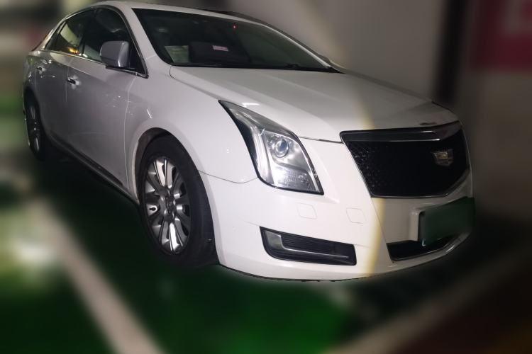 Used Cadillac XTS 2017 28T Tech Edition Front Right 45 Deg
