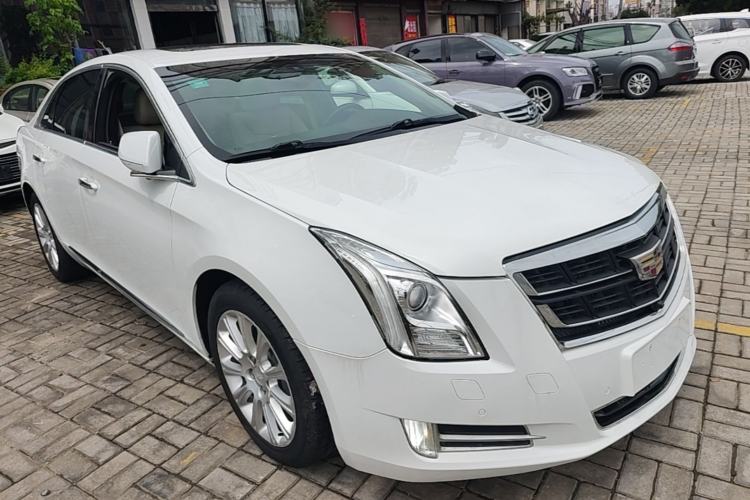 Used Cadillac XTS 2017 28T Elite Model Front Right 45 Deg