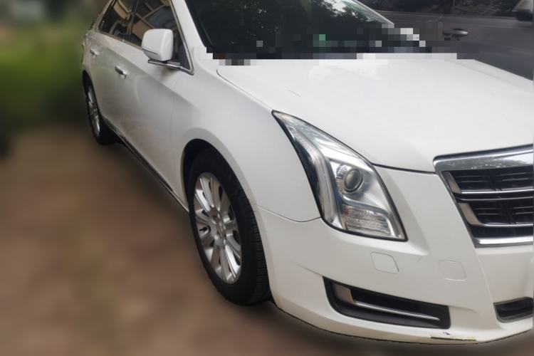 Used Cadillac XTS 2017 28T Tech Edition Front Right 45 Deg