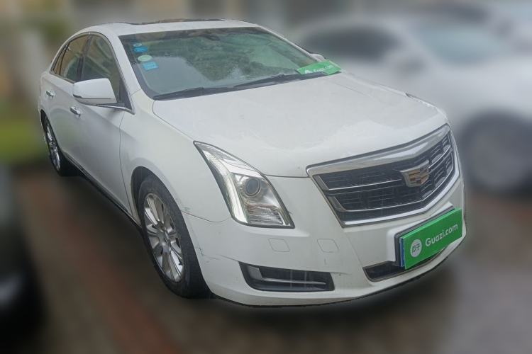 Used Cadillac XTS 2017 28T Tech Edition Front Right 45 Deg