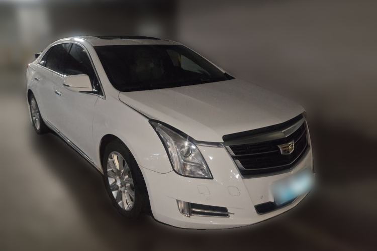 Used Cadillac XTS 2017 28T Elite Model Front Right 45 Deg
