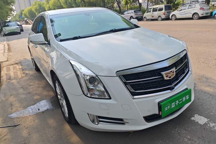 Used Cadillac XTS 2017 28T Elite Model Front Right 45 Deg