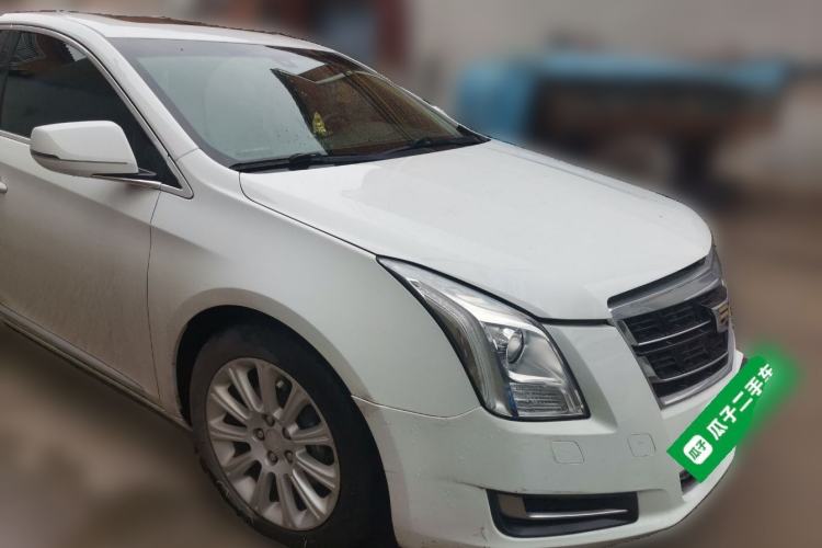 Used Cadillac XTS 2017 28T Tech Edition Front Right 45 Deg