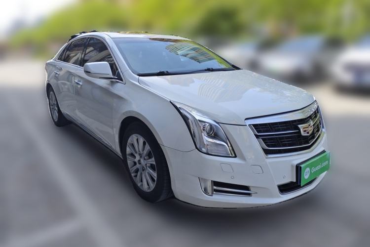 Used Cadillac XTS 2017 28T Elite Model Front Right 45 Deg