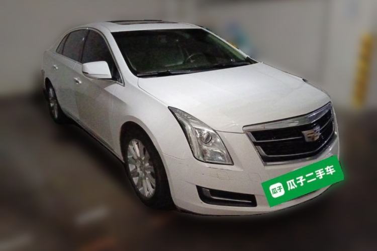 Used Cadillac XTS 2017 28T Tech Edition Front Right 45 Deg