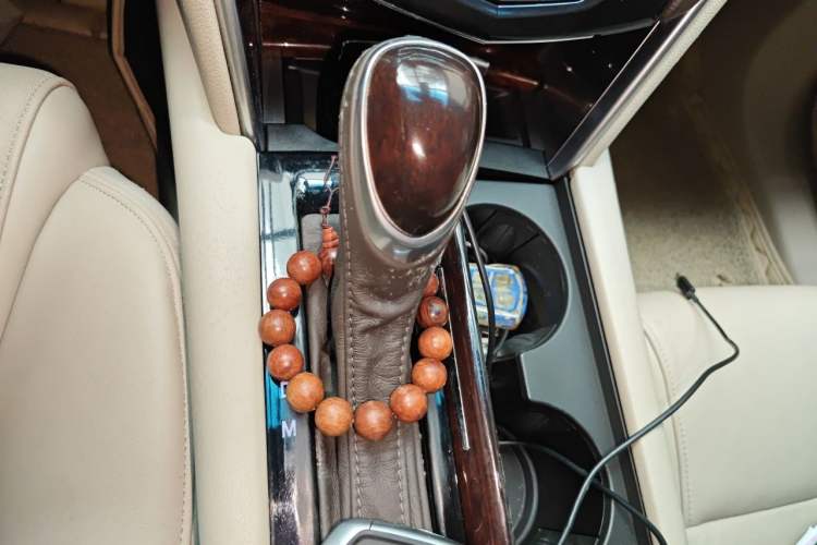 Used Cadillac XTS 2017 28T Elite Model Gear Lever