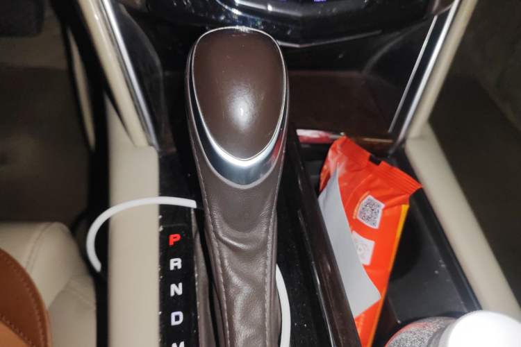 Used Cadillac XTS 2017 28T Tech Edition Gear Lever