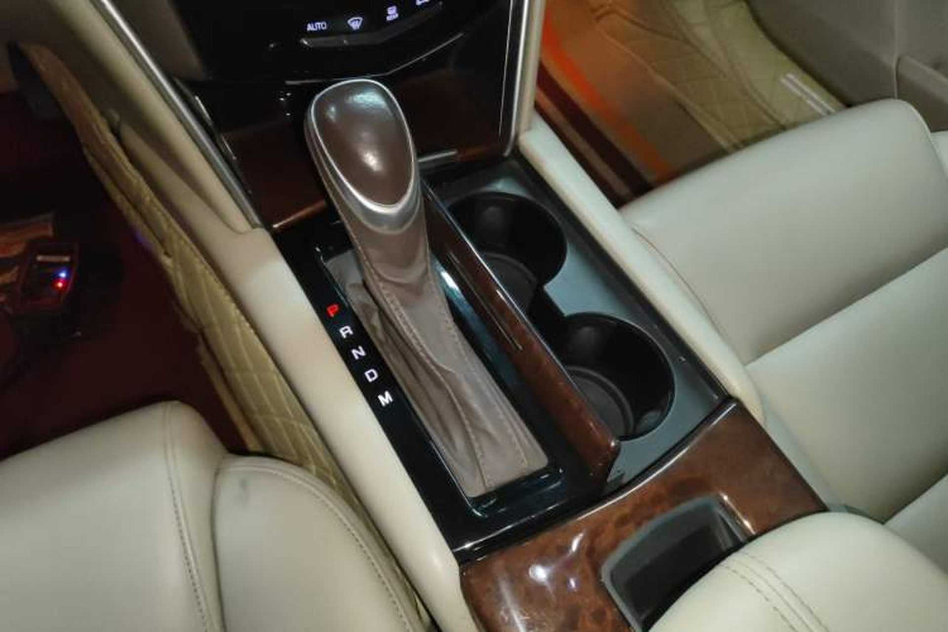 Used Cadillac XTS 2017 28T Tech Edition Gear Lever