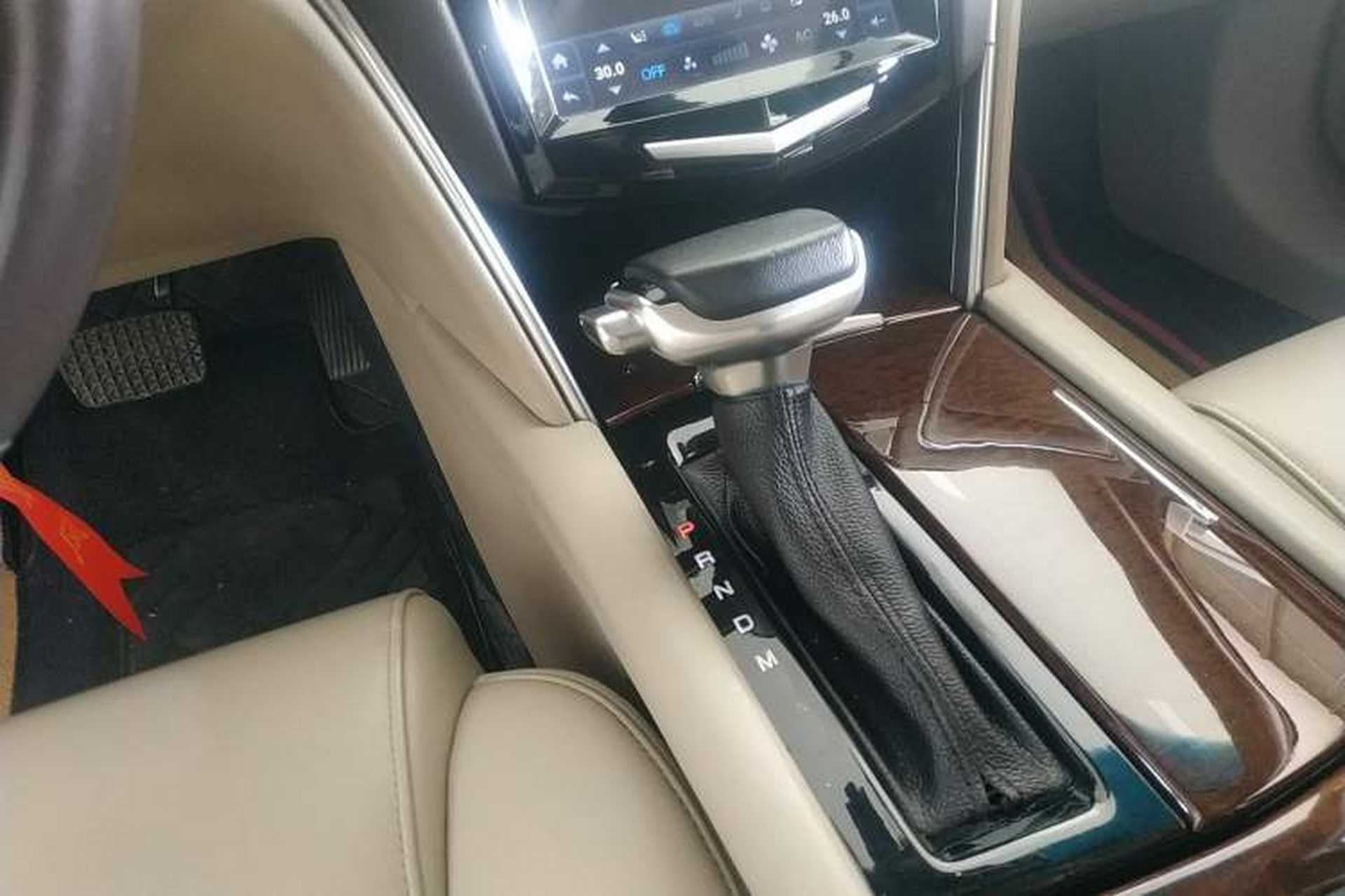 Used Cadillac XTS 2017 28T Tech Edition Gear Lever