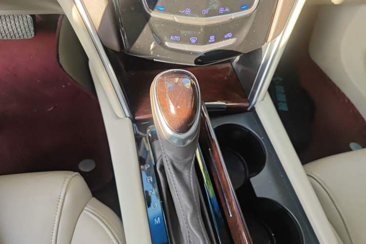 Used Cadillac XTS 2017 28T Elite Model Gear Lever