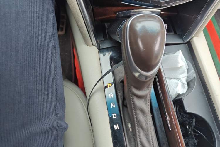 Used Cadillac XTS 2017 28T Tech Edition Gear Lever