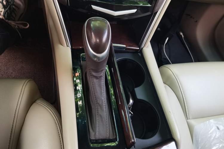 Used Cadillac XTS 2017 28T Tech Edition Gear Lever