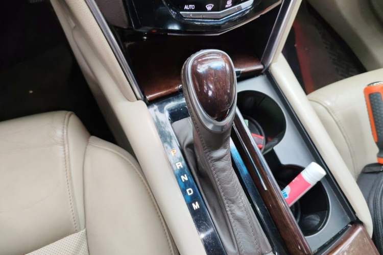 Used Cadillac XTS 2017 28T Elite Model Gear Lever