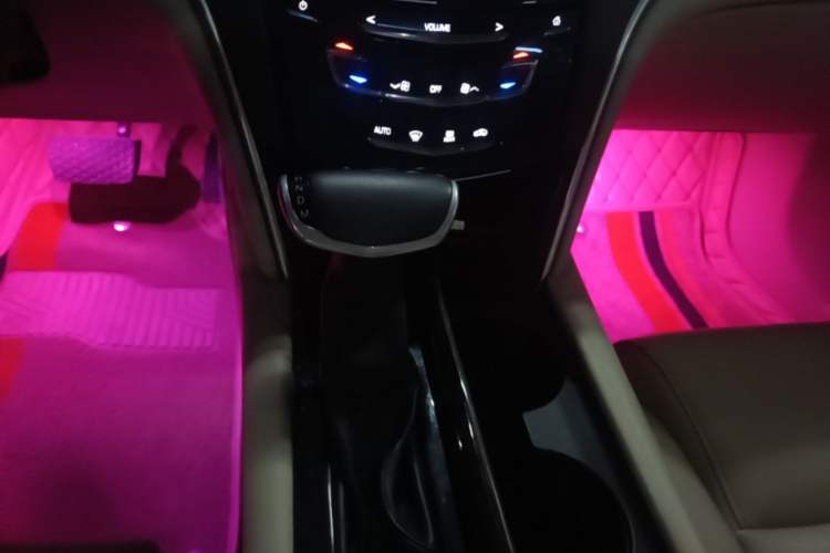 Used Cadillac XTS 2017 28T Tech Edition Gear Lever