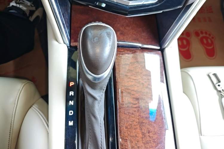 Used Cadillac XTS 2017 28T Tech Edition Gear Lever
