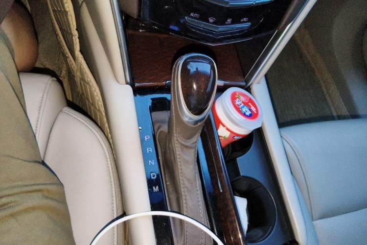 Used Cadillac XTS 2017 28T Elite Model Gear Lever