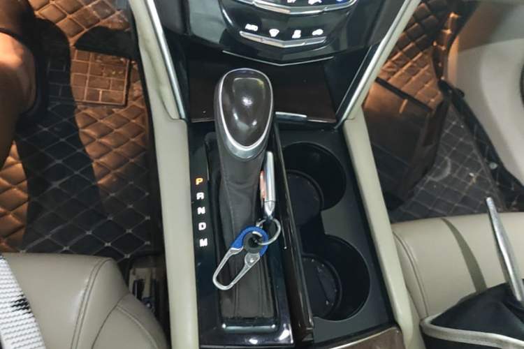 Used Cadillac XTS 2017 28T Tech Edition Gear Lever