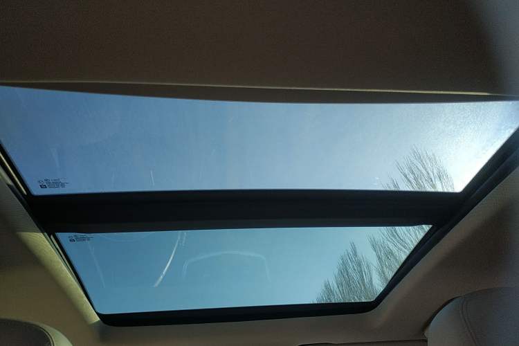 Used Cadillac XTS 2017 28T Elite Model Headliner