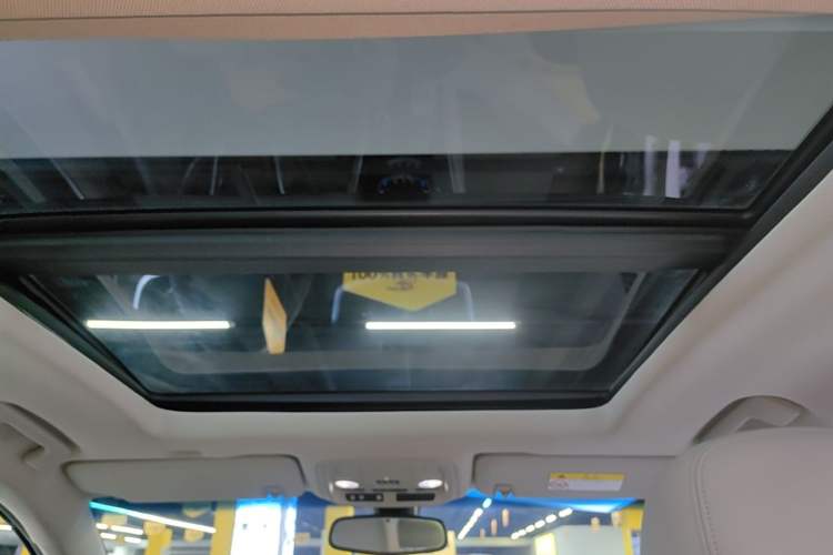 Used Cadillac XTS 2017 28T Tech Edition Headliner
