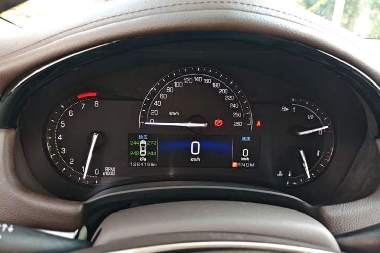 Used Cadillac XTS 2017 28T Tech Edition Instrument Cluster