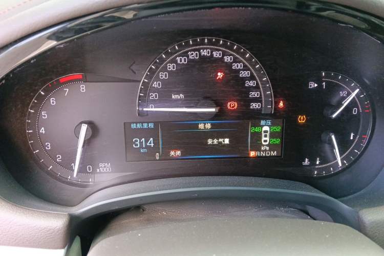 Used Cadillac XTS 2017 28T Tech Edition Instrument Cluster