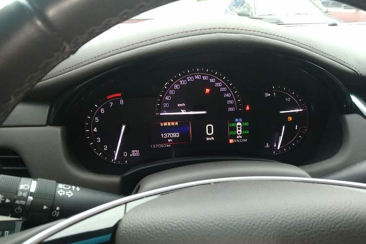 Used Cadillac XTS 2017 28T Tech Edition Instrument Cluster