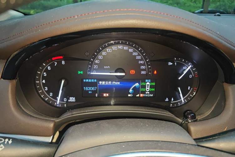 Used Cadillac XTS 2017 28T Tech Edition Instrument Cluster