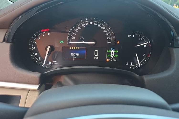Used Cadillac XTS 2017 28T Tech Edition Instrument Cluster