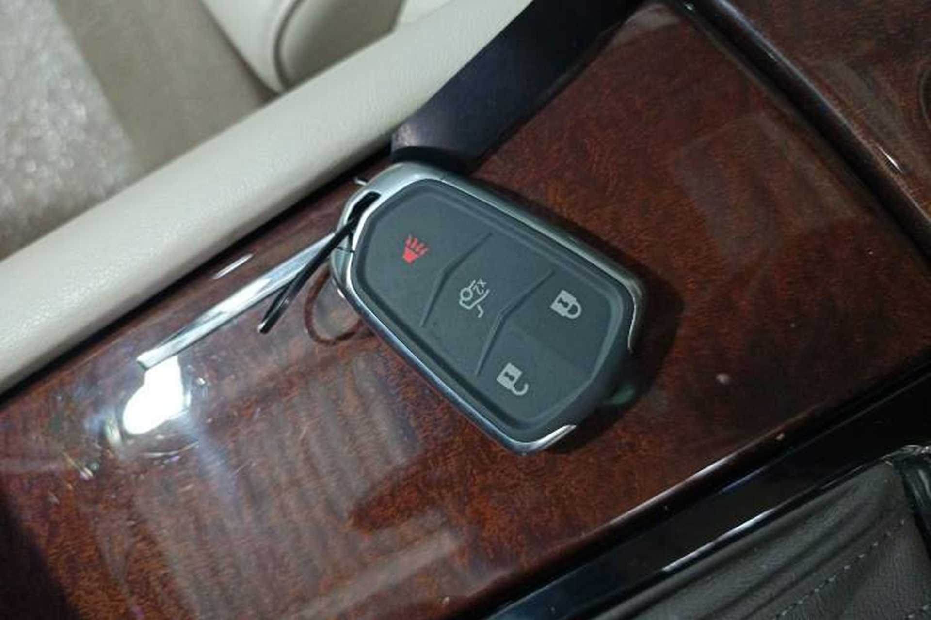 Used Cadillac XTS 2017 28T Tech Edition Interior 1