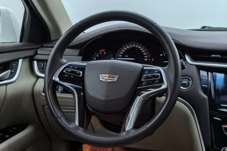 Used Cadillac XTS 2017 28T Tech Edition Interior 1