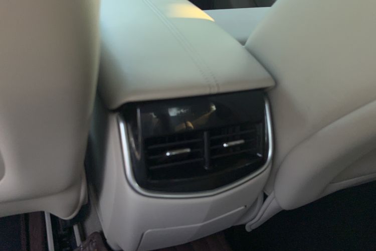 Used Cadillac XTS 2017 28T Elite Model Interior 2