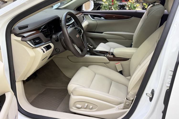 Used Cadillac XTS 2017 28T Elite Model Interior 3