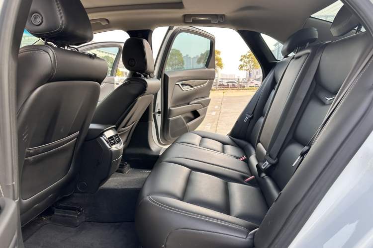 Used Cadillac XTS 2017 28T Tech Edition Interior 3
