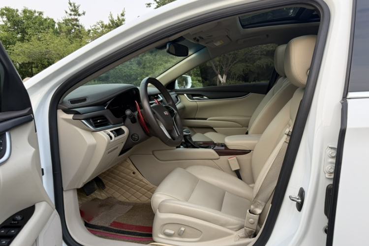 Used Cadillac XTS 2017 28T Tech Edition Interior 4
