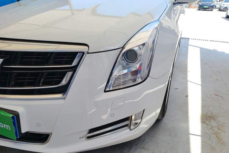 Used Cadillac XTS 2017 28T Elite Model Left Front Headlight