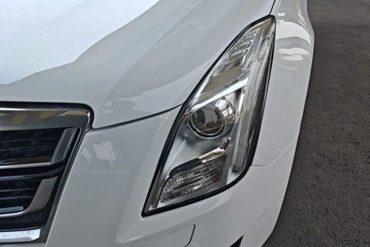 Used Cadillac XTS 2017 28T Tech Edition Left Front Headlight